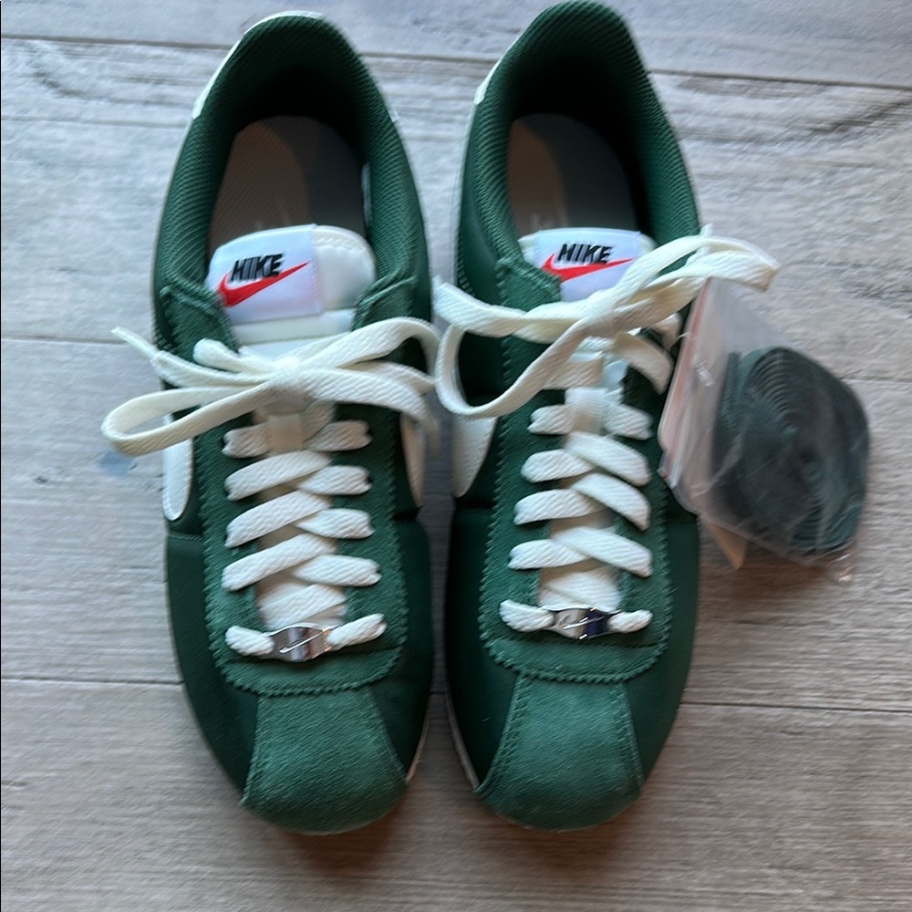 Nike Women's Green and White Classic Sneakers